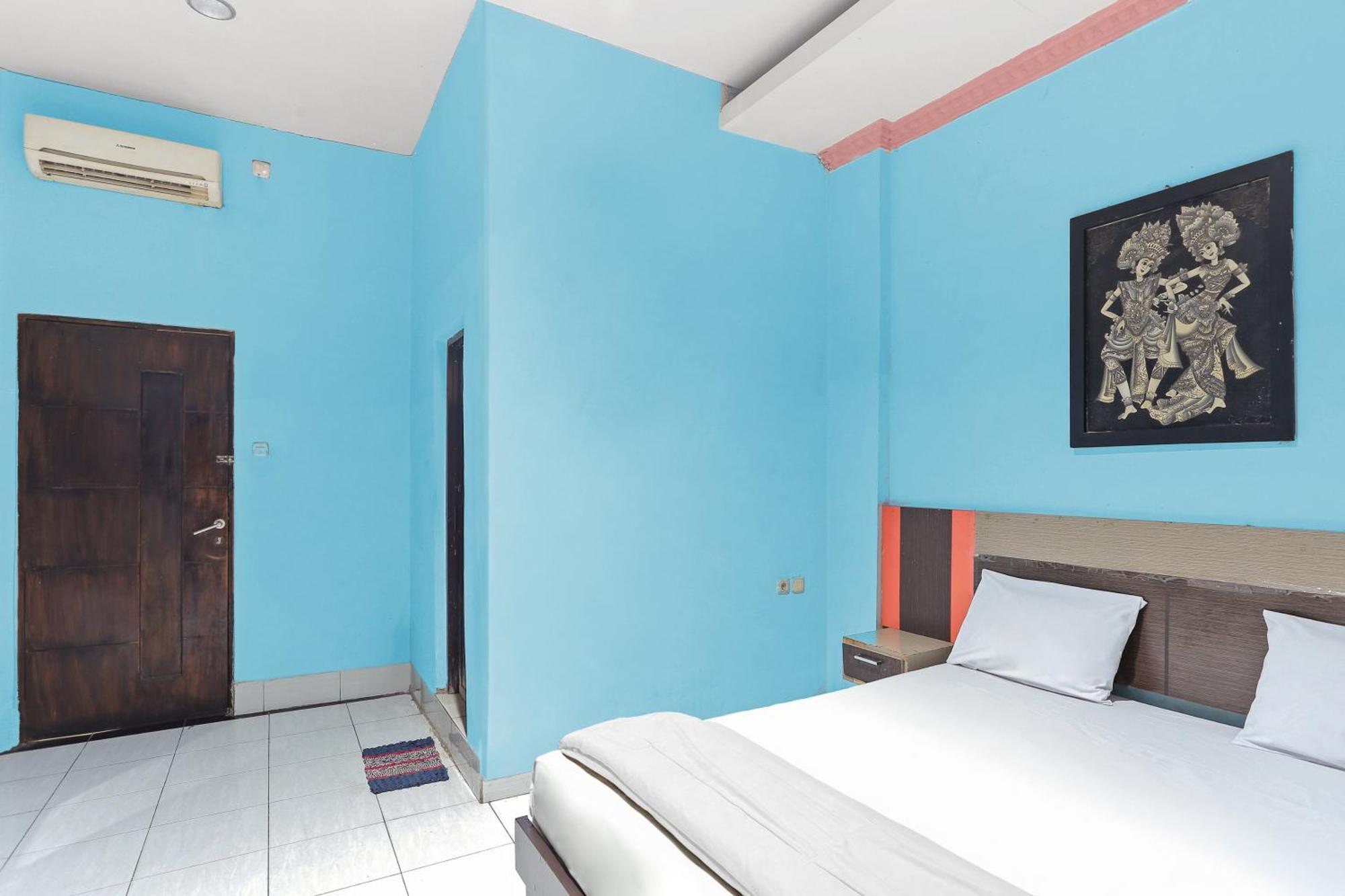 Hotel Fortuna Parepare Esterno foto