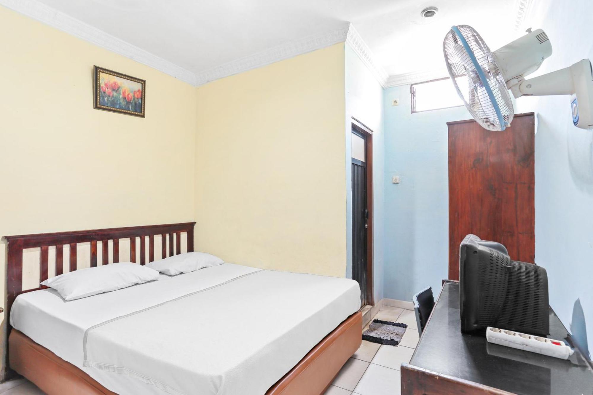 Hotel Fortuna Parepare Esterno foto